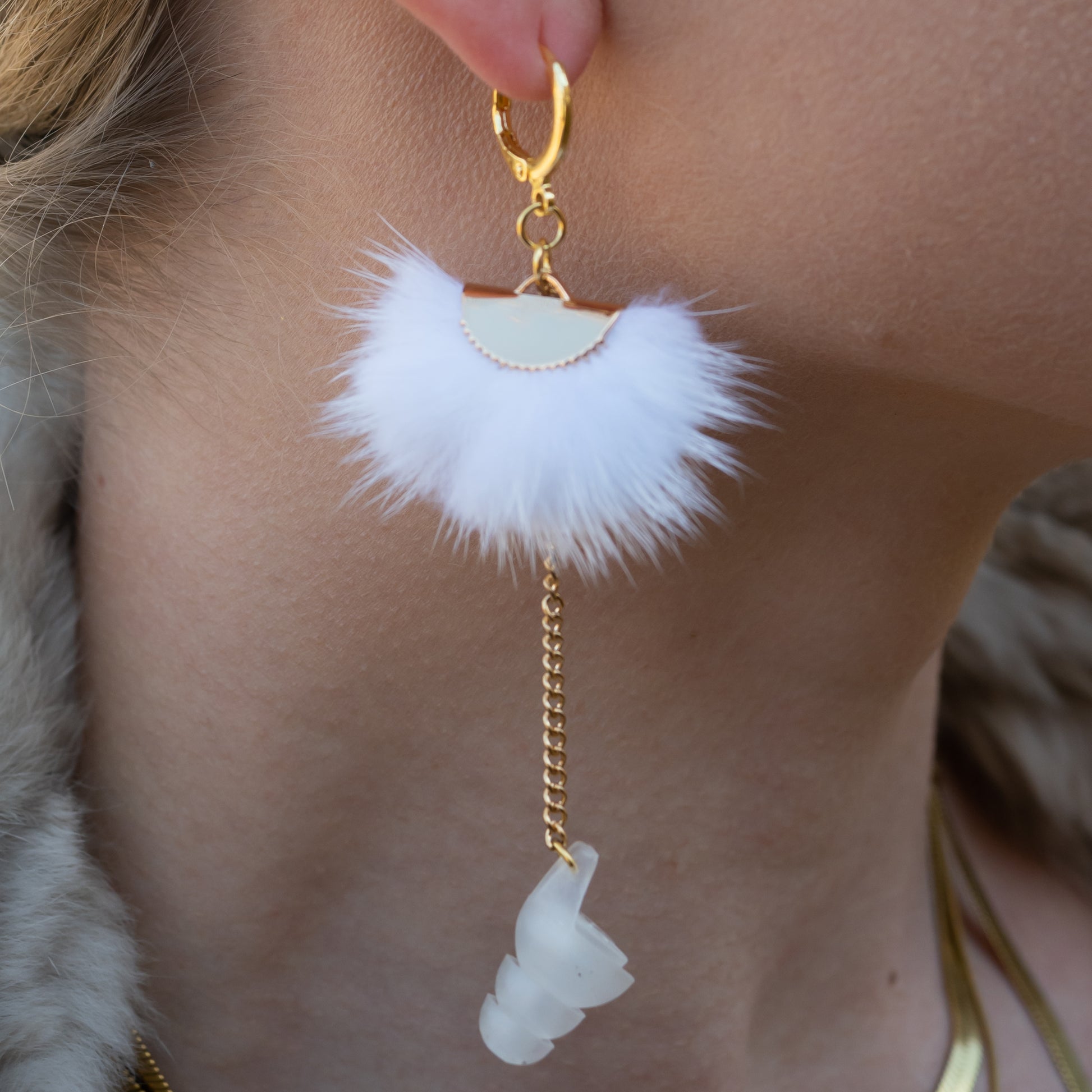 Earplug Earring White Fan